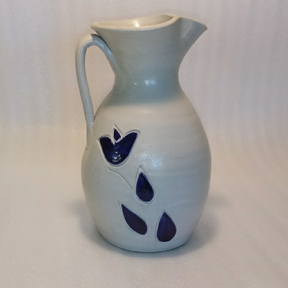 Williamsburg pottery pitcher